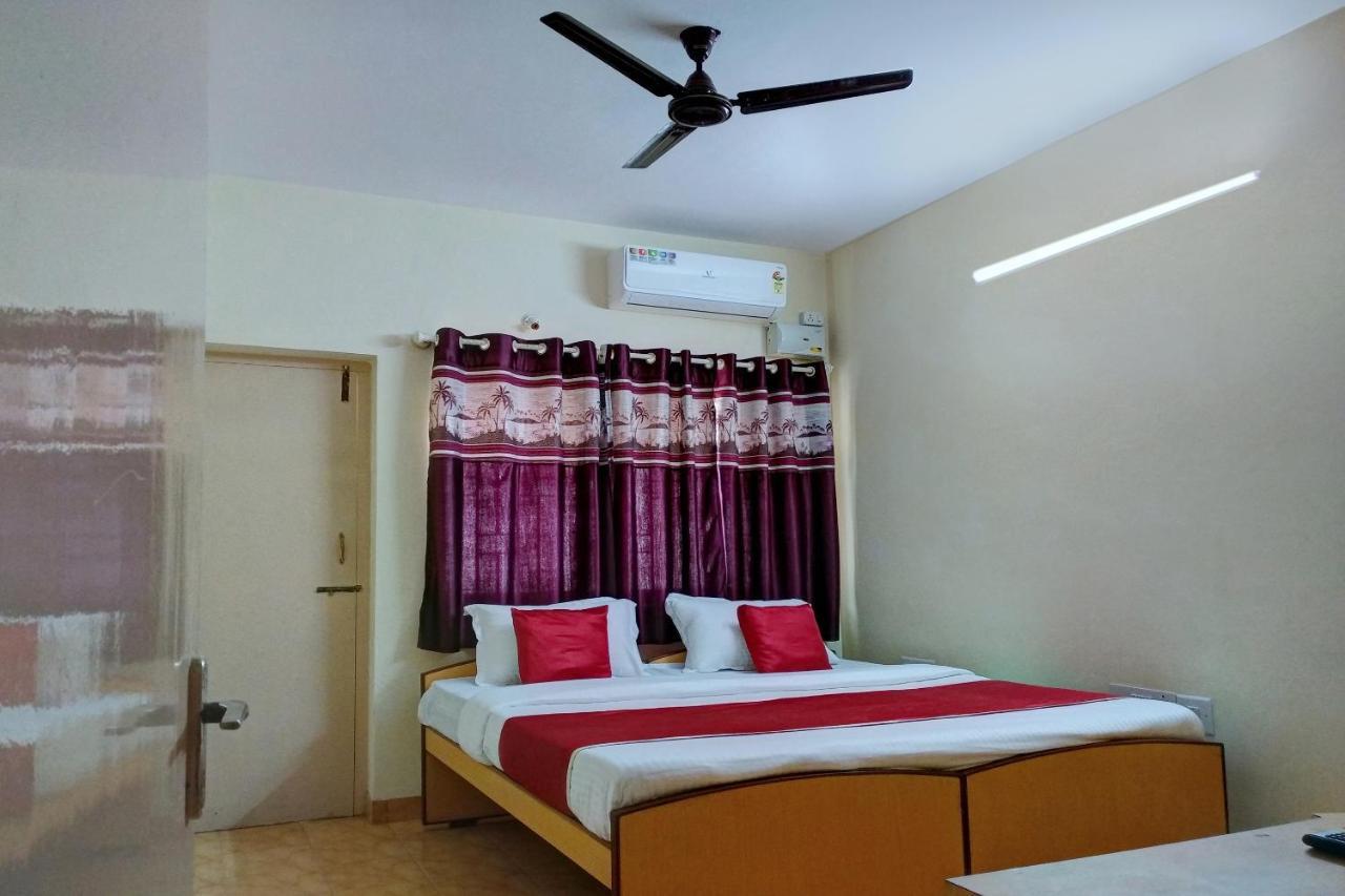 Super Hotel O Shree Mookambika Guest House Near Sri Someshwara Swami Temple Bangalore Exteriör bild