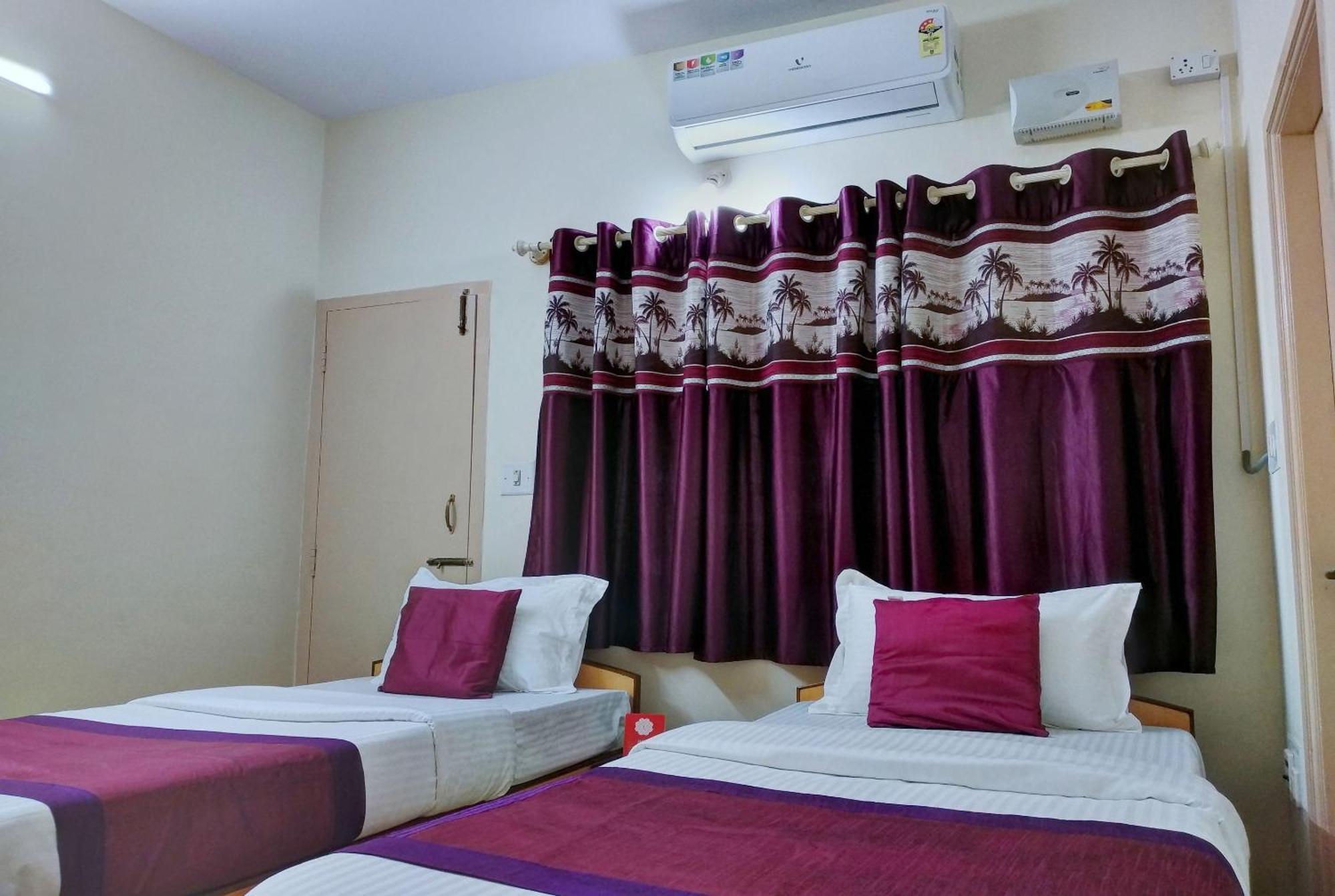 Super Hotel O Shree Mookambika Guest House Near Sri Someshwara Swami Temple Bangalore Exteriör bild